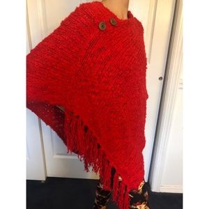 🛍 Cozy Red Poncho